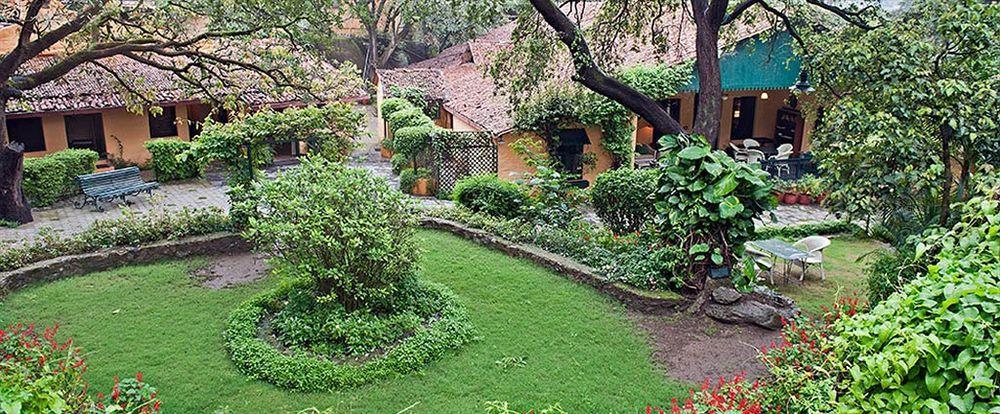 Welcomheritage Connaught House Ābu Exteriör bild