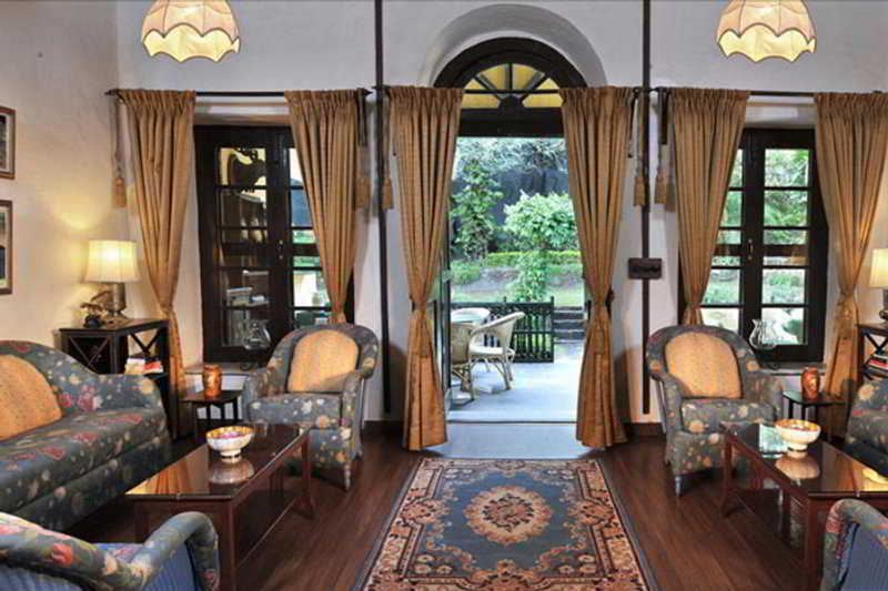 Welcomheritage Connaught House Ābu Exteriör bild