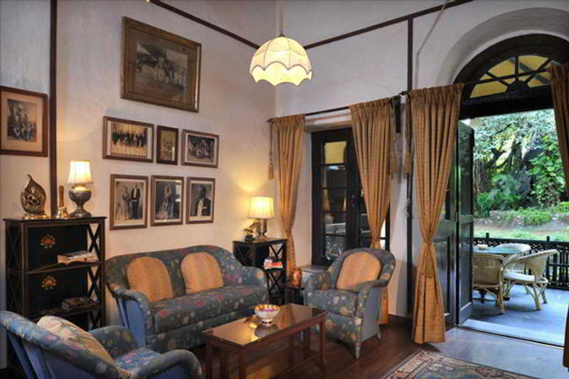 Welcomheritage Connaught House Ābu Exteriör bild